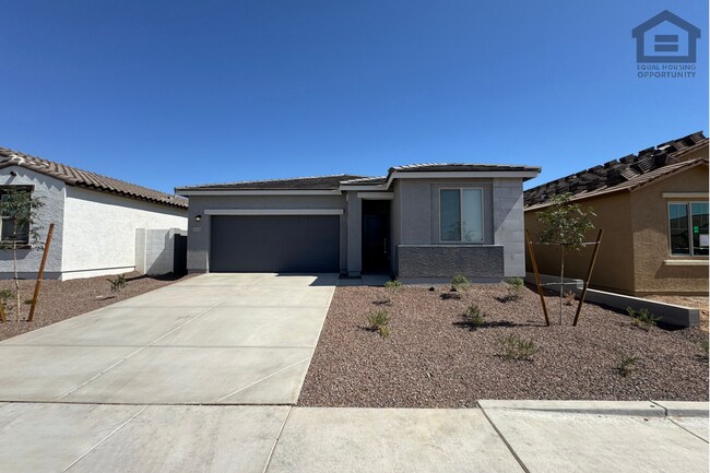 Building Photo - 18236 Avenida del Sol W