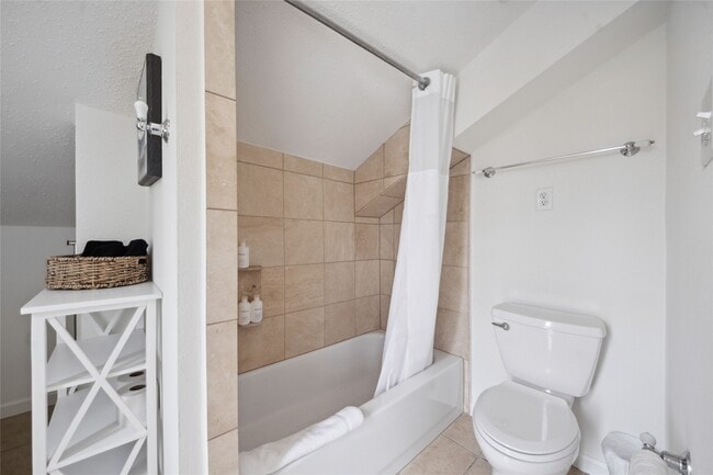 Building Photo - 1105 Tulane St