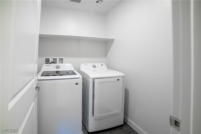 Building Photo - 6832 Sunflower Flds St