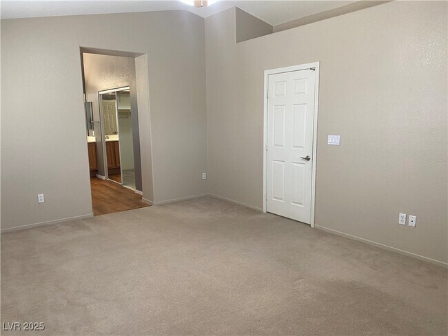 Building Photo - 3826 Discovery Creek Ave