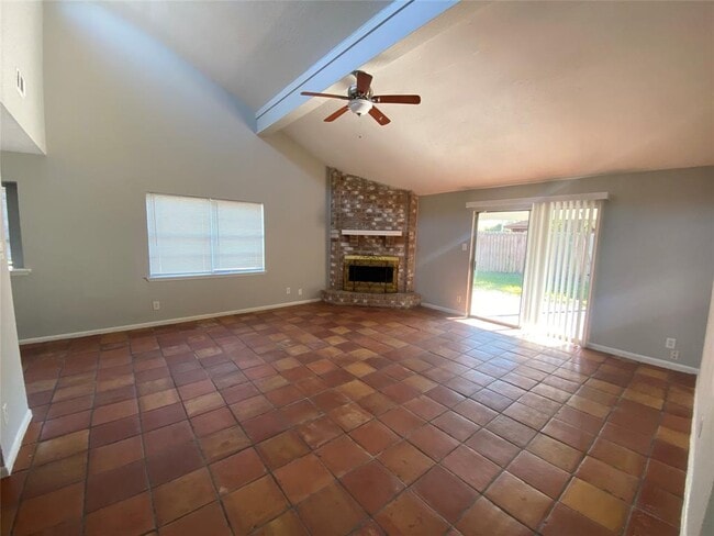 Building Photo - 14814 Croxton Dr