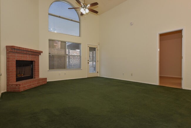 Building Photo - 1372 Michelangelo Dr