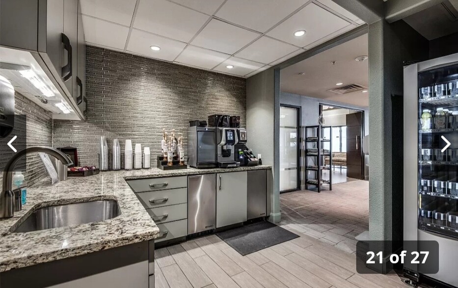 Building Photo - 339 Las Colinas Blvd E