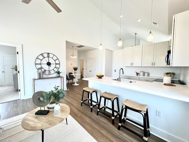 Building Photo - 3410 Tower Hill Cir