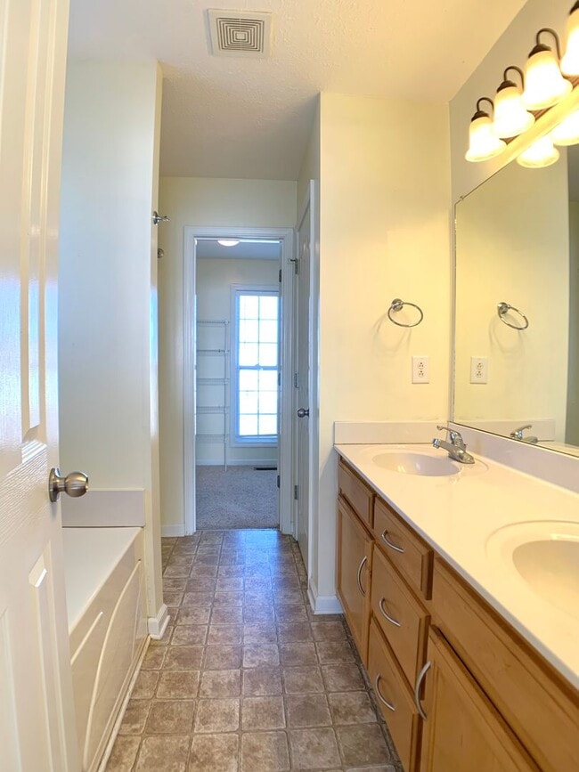 Building Photo - 800 Karmaflux Way