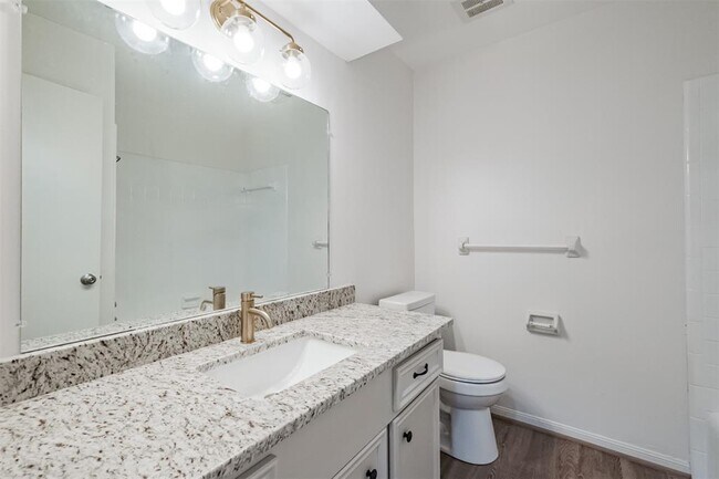 Building Photo - 3311 Palm Desert Ln