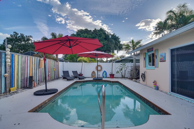 Building Photo - 2360 Willow Tree Trail