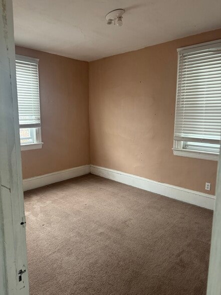 Bedroom - 1918 E 123rd St