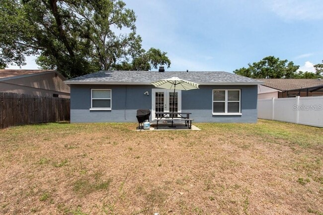 Building Photo - 6817 S Gabrielle St