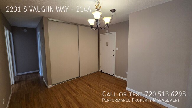 Building Photo - 2231 S Vaughn Way