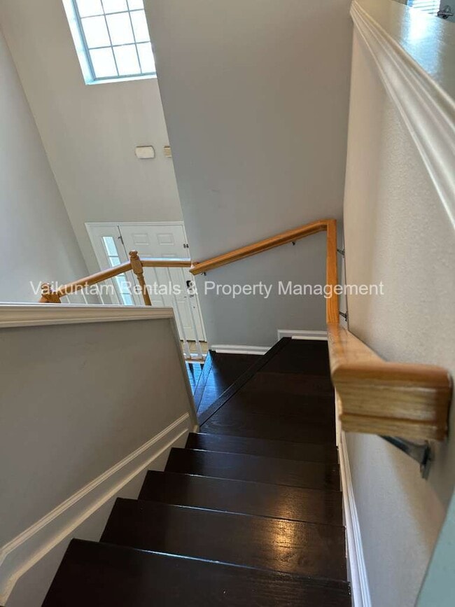 Building Photo - 4240 Metron Dr