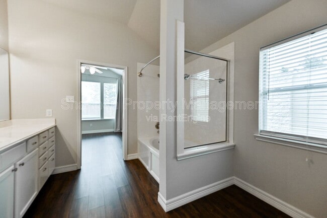 Building Photo - 10947 Redstone Ct