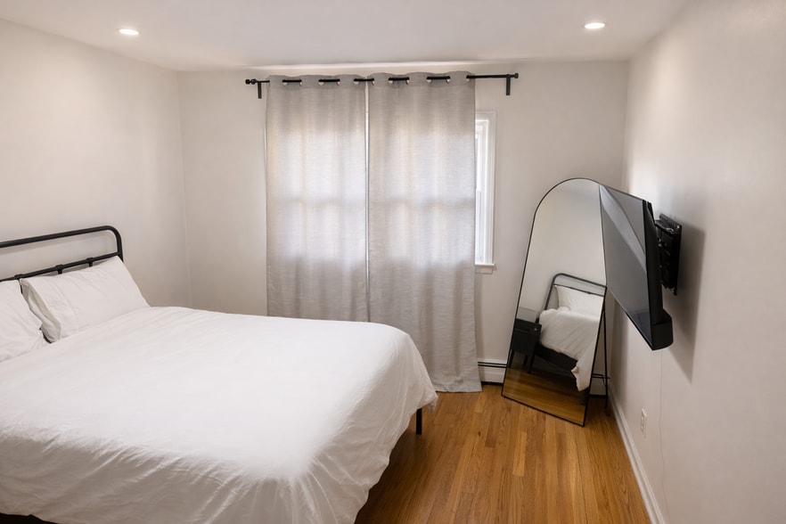 Building Photo - 88 Harper Ave