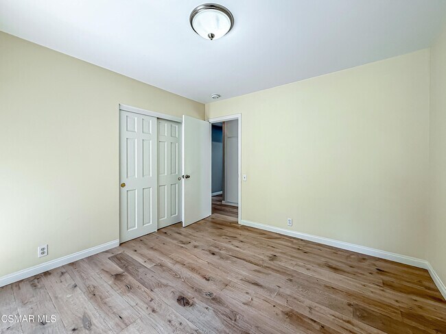 Building Photo - 360 N Greenmeadow Ave