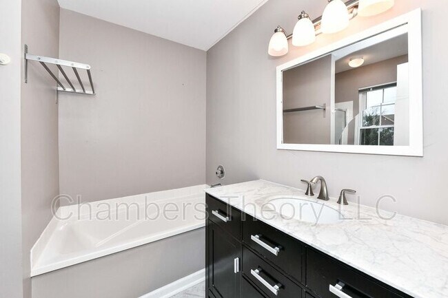 Building Photo - 21838 Goldstone Terrace