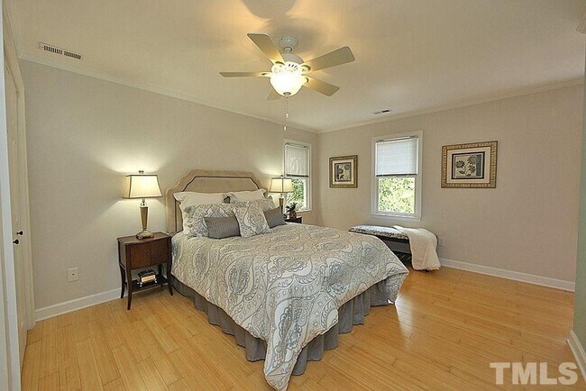 Building Photo - 227 Forbush Mountain Dr