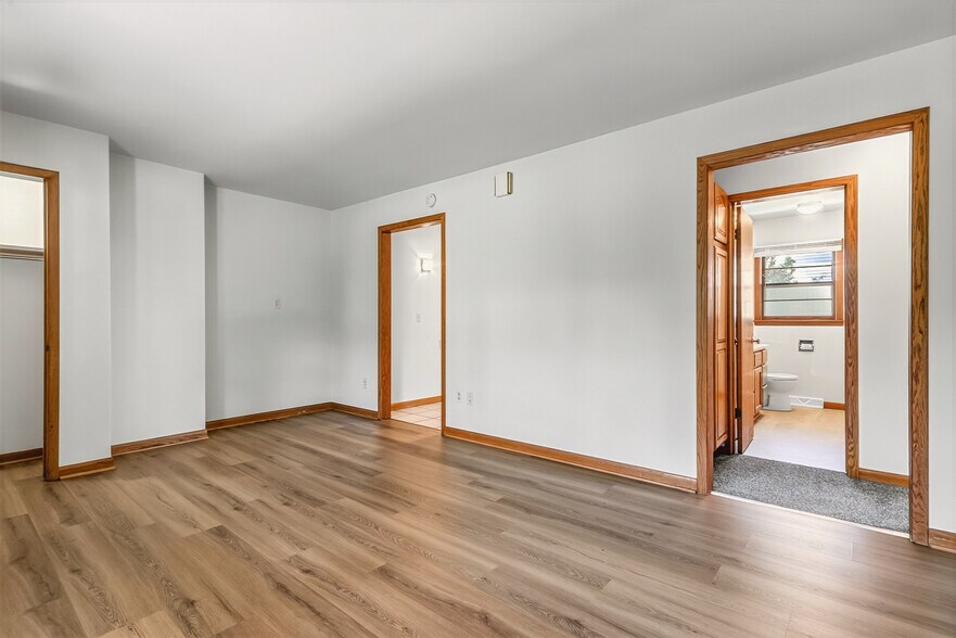 Building Photo - 4805 Camden Rd