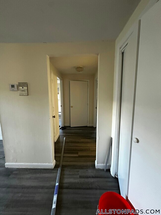 Building Photo - 90 Gardner St