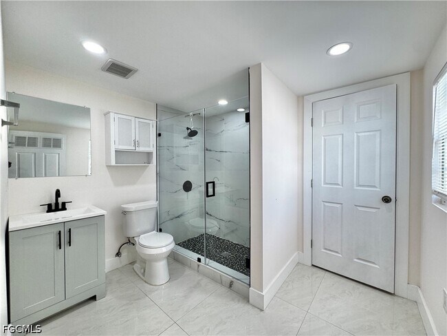 Building Photo - 1275 Gramac Dr
