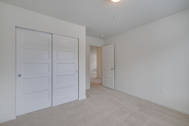 Building Photo - Brand New 4 Bed Home in Marysville!