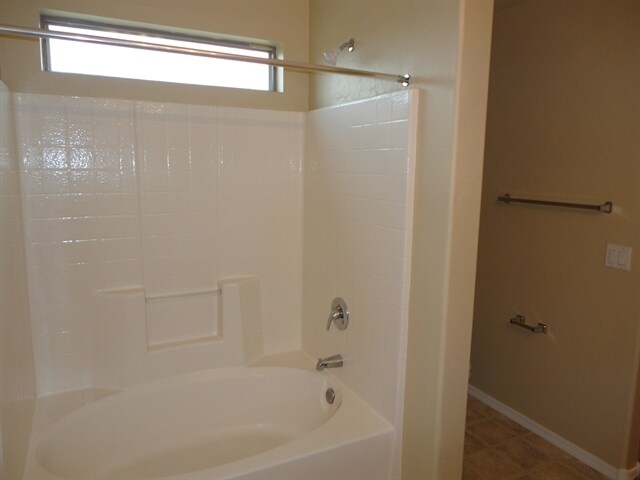 Building Photo - 443 S Sabrina