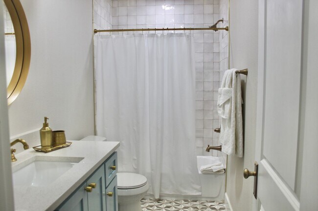 Building Photo - Rosedale