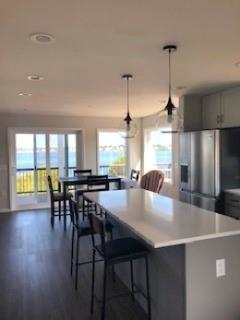 Building Photo - 160 S Jerry Cove