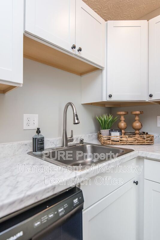 Building Photo - 360 Redding Rd