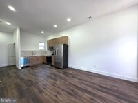 Building Photo - 1520 S 22nd St