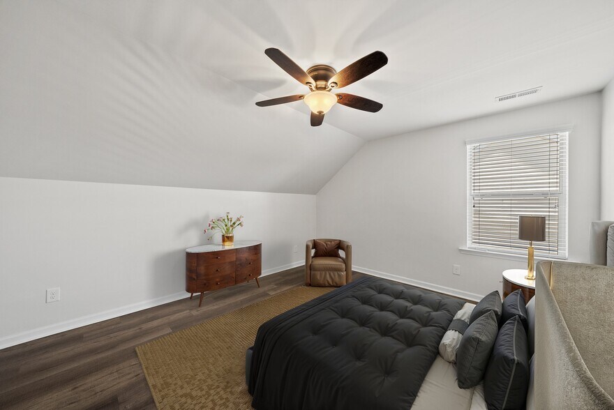 Building Photo - 1401 Ujamaa Dr
