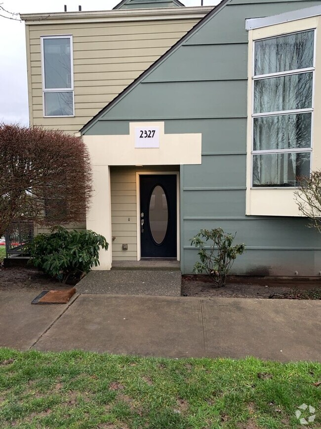 Building Photo - Charming 3 BD, 2 BA in Tacoma!