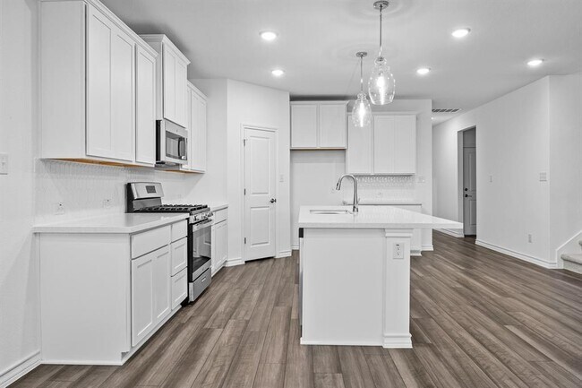 Building Photo - 103 Adeline Rd