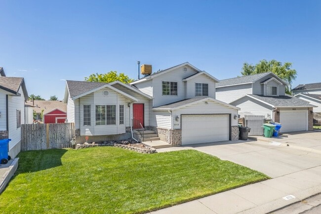 Building Photo - 4113 Cheltonham Way