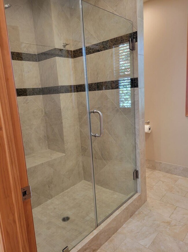 Building Photo - Incredible Reliez Valley Home