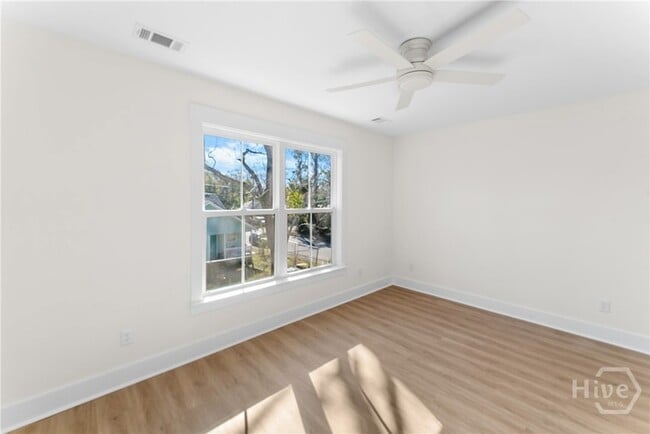 Building Photo - 1203 E Bolton St