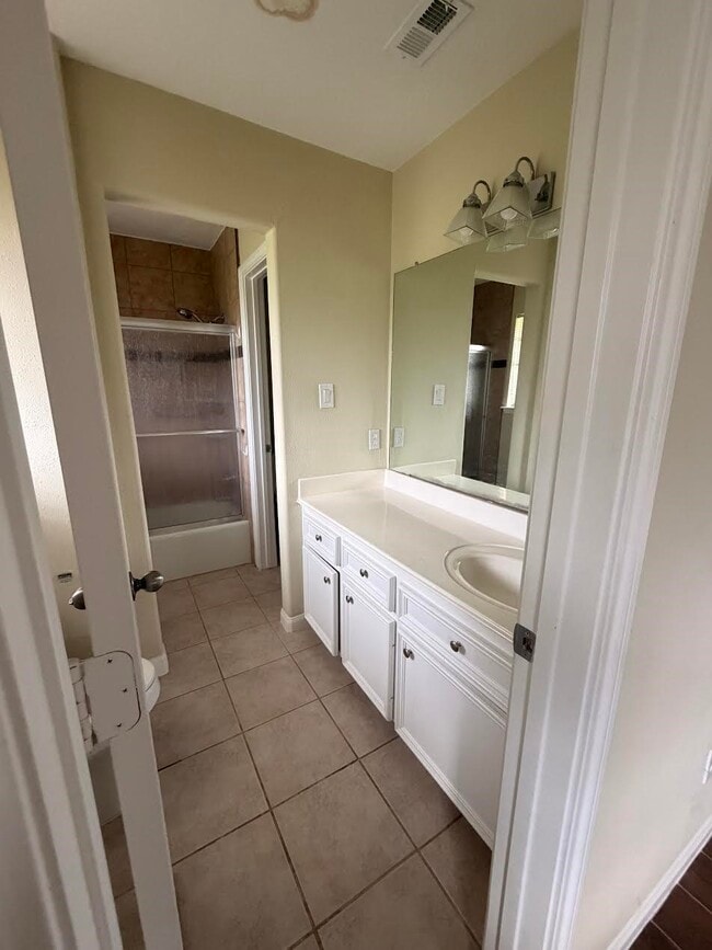 Building Photo - 15915 Indian Springs Trail