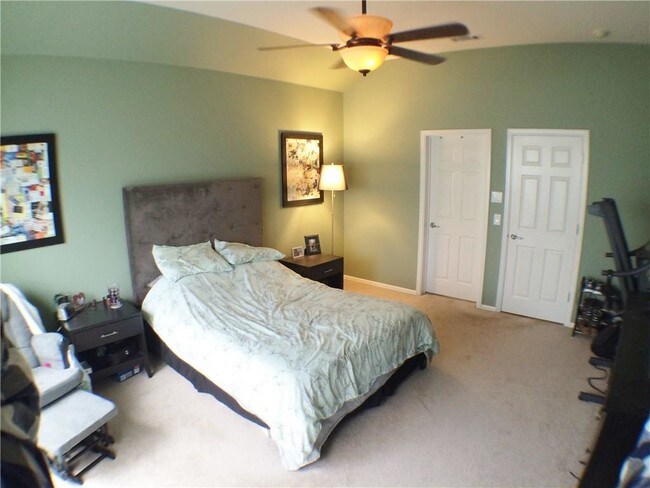 Building Photo - 15833 Mirasol Dr
