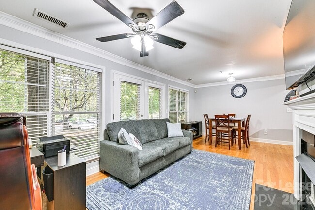 Building Photo - 1162 W 1st St