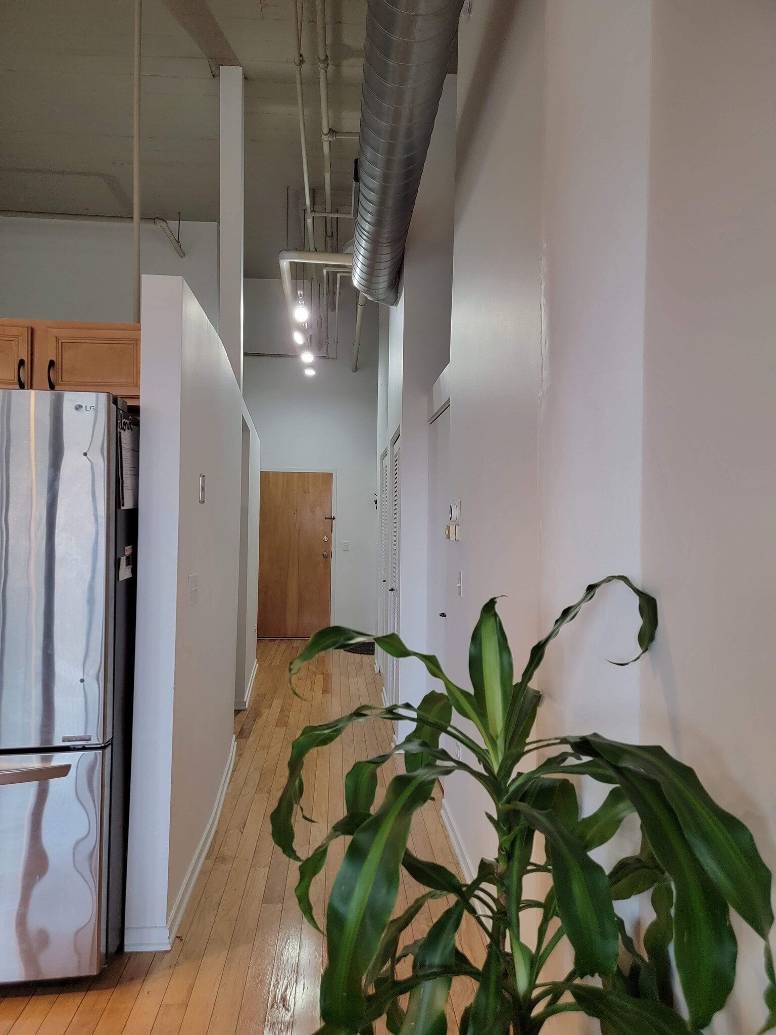 Building Photo - 1524 S Sangamon St