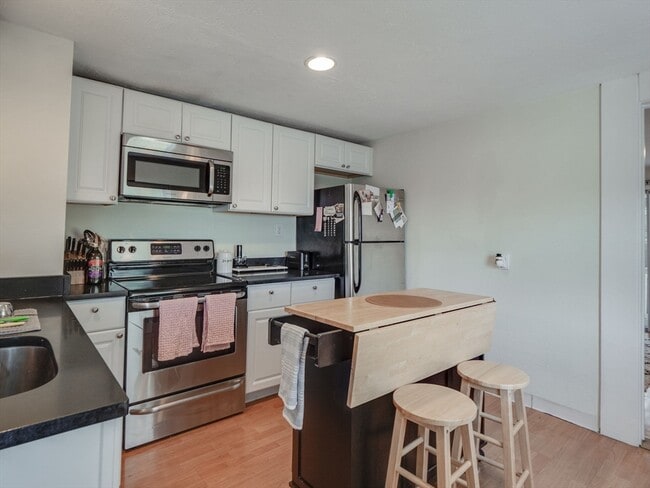 Building Photo - 30 Mercer St