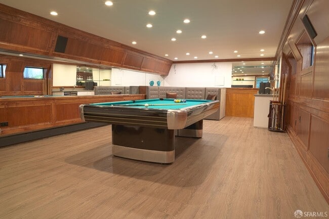 Building Photo - 2505 Divisadero St