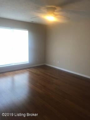 Building Photo - 405 Fledge Dr