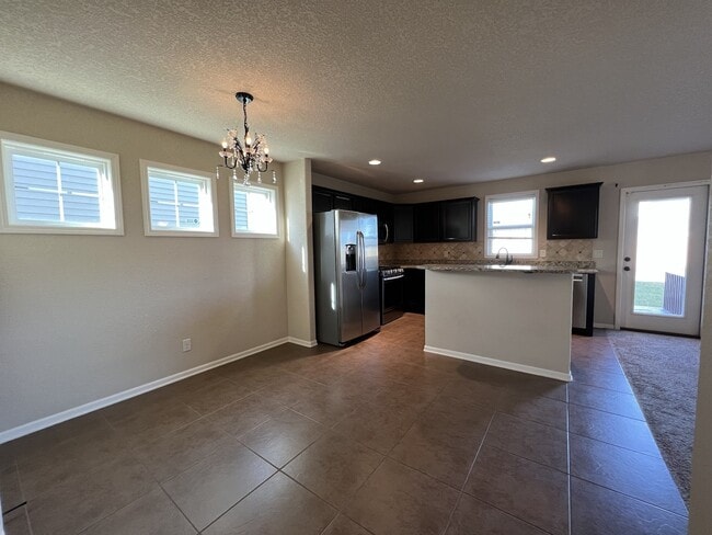 Building Photo - 9565 Red Sunset Ct