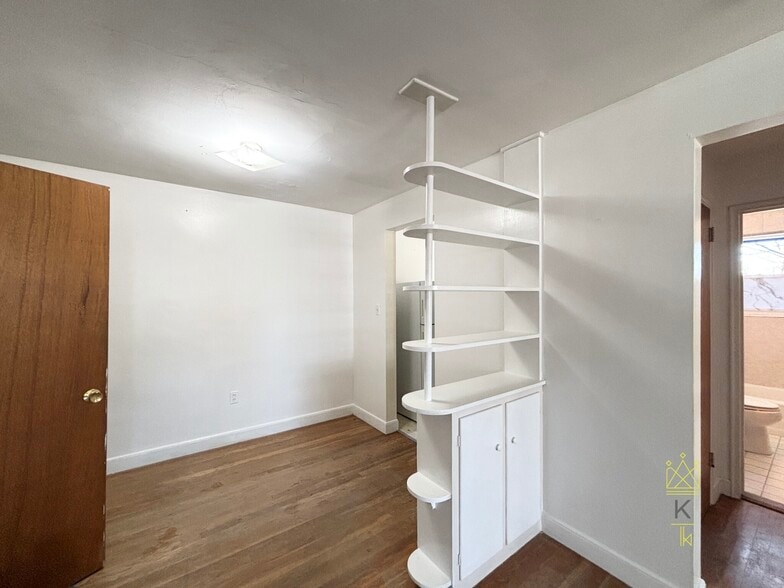 Building Photo - 49 Broadway