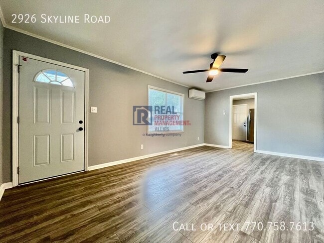 Building Photo - 2926 Skyline Rd