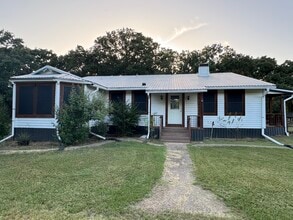 Building Photo - 6951 Co Rd 276
