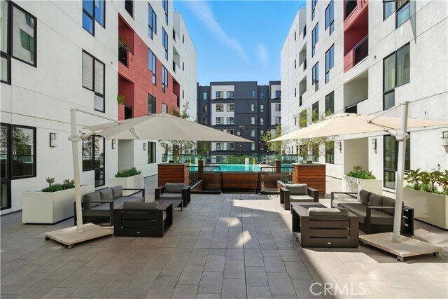 Building Photo - 1234 Wilshire Blvd