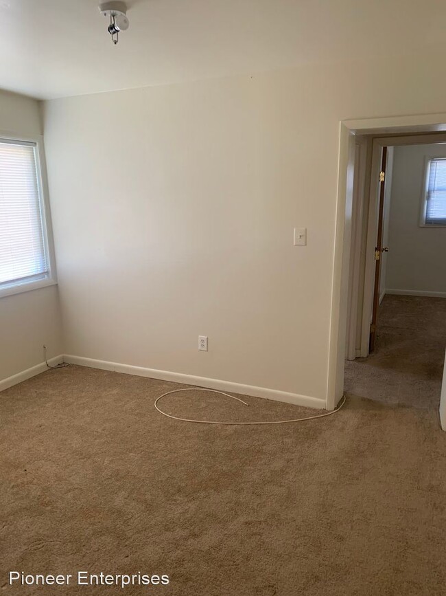 Building Photo - 3 br, 1 bath House - 1016 Cherry Hill Rd