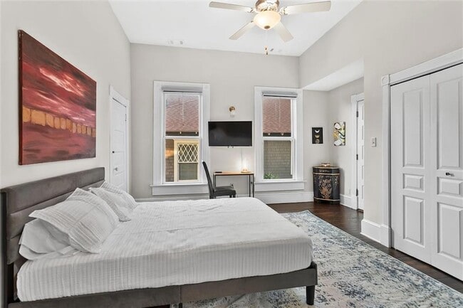 Building Photo - 867 Beecher St SW