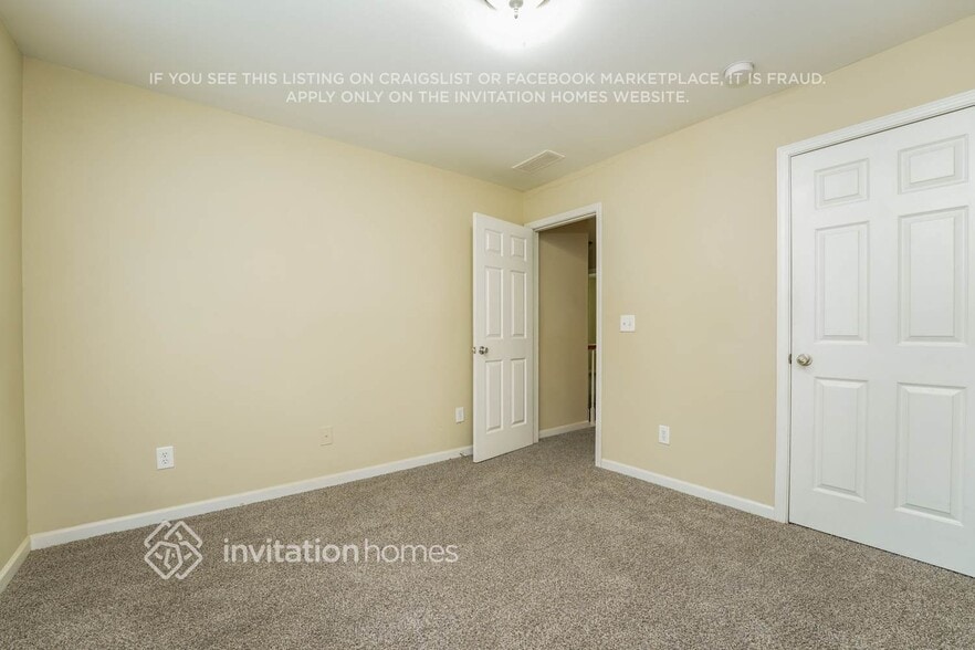 Building Photo - 2660 Freemont St